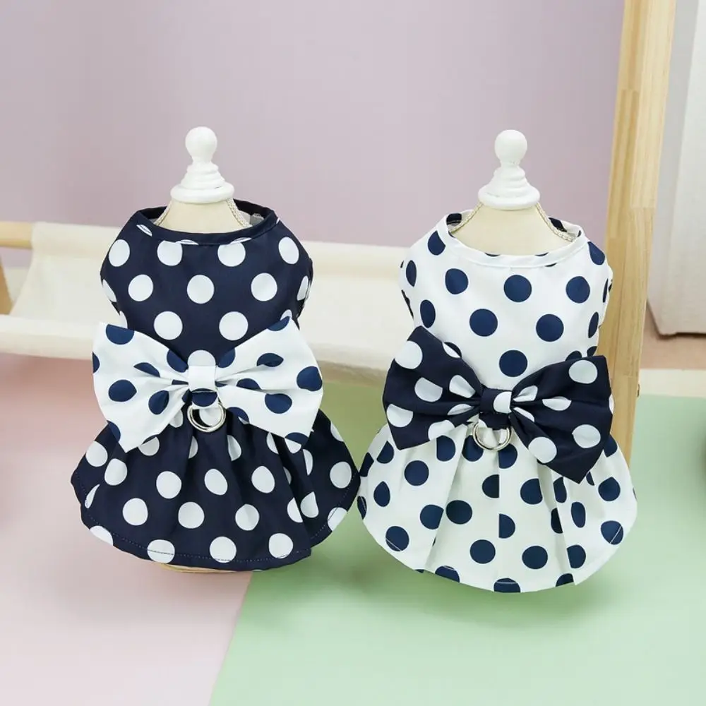 

Comfortable Dot Pattern Dog Dress with Bow Traction Buckle Puppy Princess Skirt Fashion Costumes Pet Clothes Cat