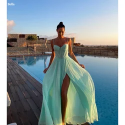Bella Aanpassen Groene Spaghetti Robes De Soirée Zijsplit Chiffon A-lijn Galajurken Vloerlengte Ruglooze Trouwjurk