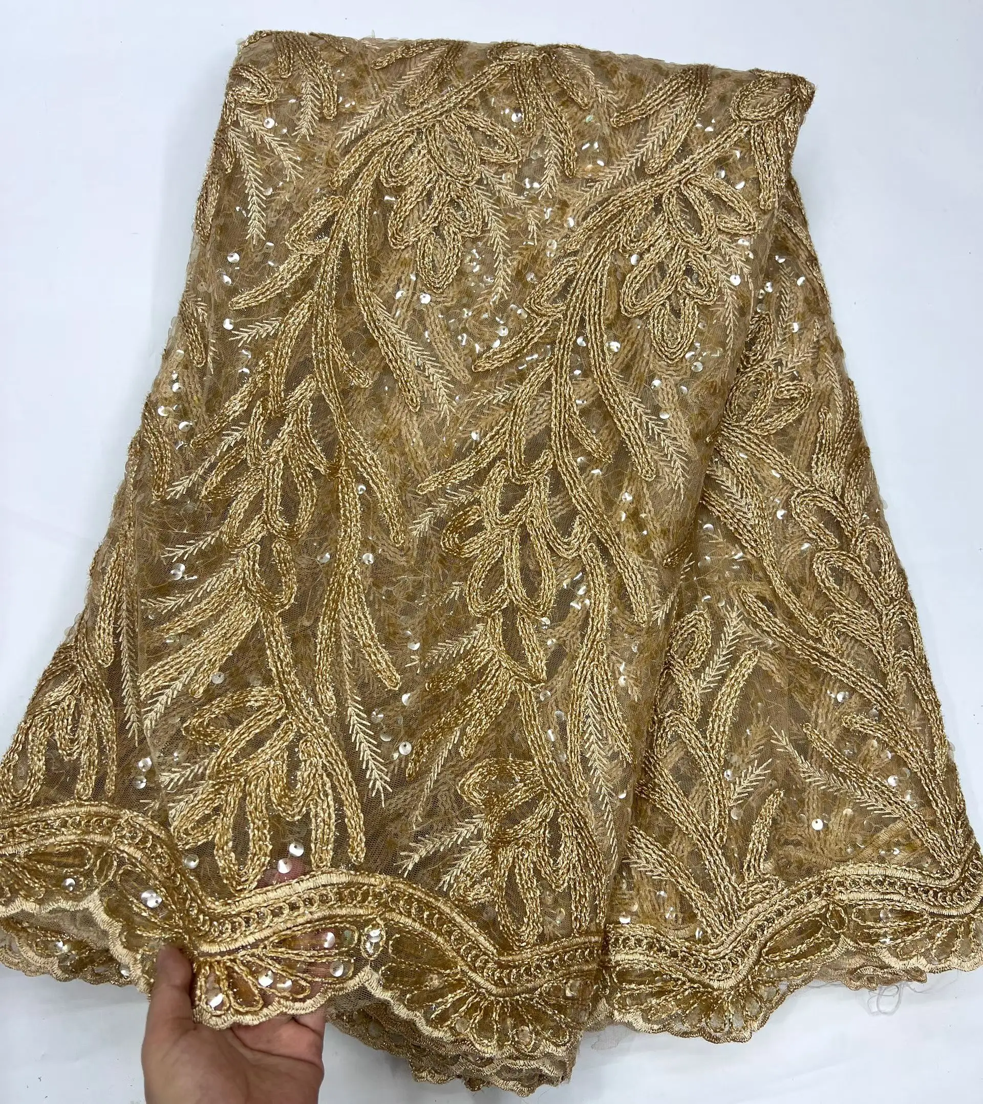 

Latest Gold French Lace Fabric With Sequins 2026 High Quality African Nigeria Lace Fabric For Women Wedding Party Dress KHD26111