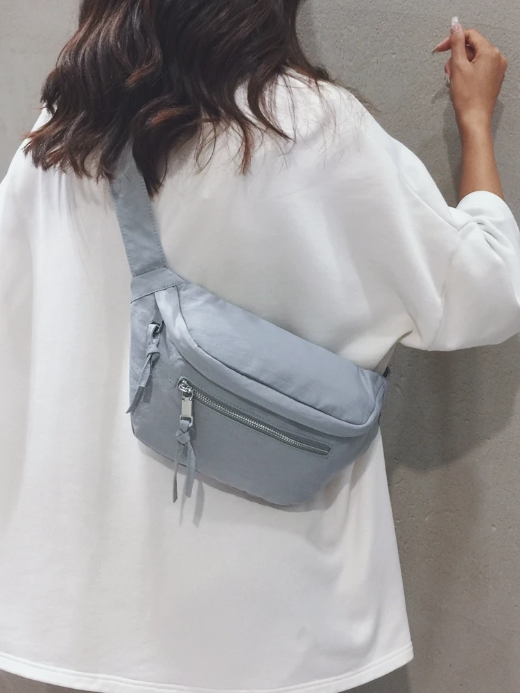 Lightweight Nylon Canvas Sports Cycling Crossbody Bag Fashionable Unisex Chest Bag Casual Pure Color Zipper Closure Bag