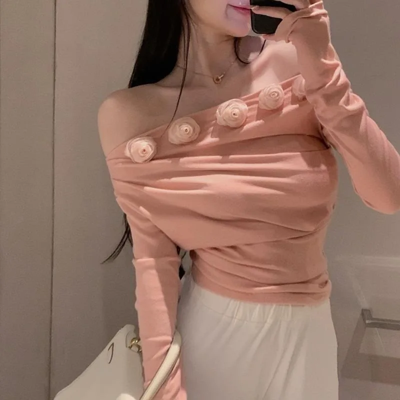 

2024 New One-shoulder Design Floral T-shirt Women Slash Neck Solid Short Tight Pink Long-sleeved Tops Tee Woman