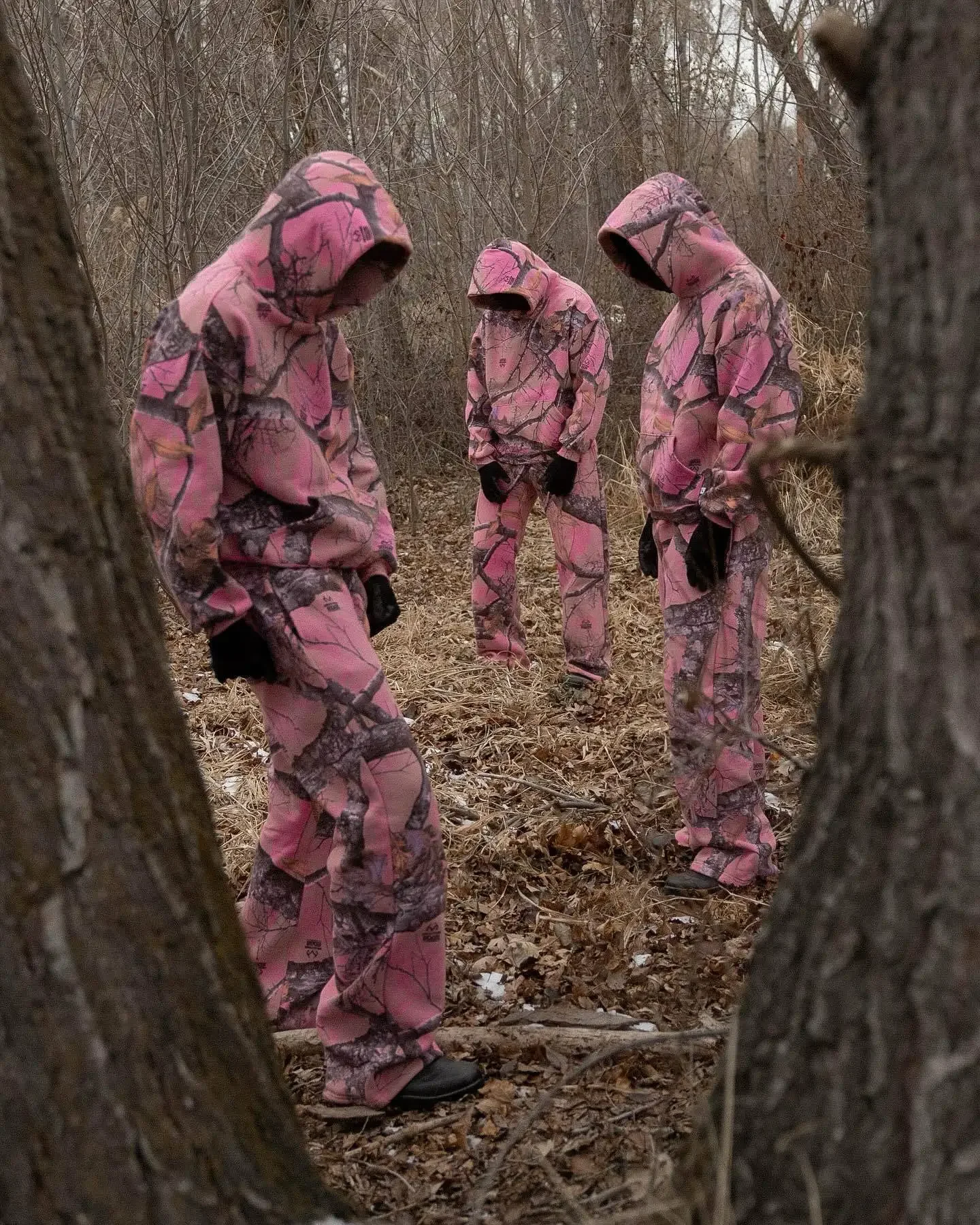 

Hot Y2K camouflage pattern hoodies men clothing hip hop retro pink harajuku street clothing pullover punk straight pants casual