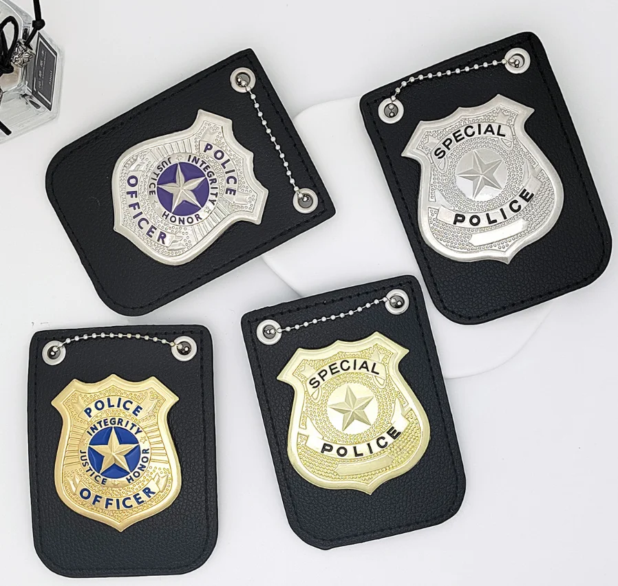 Disney Zootopia Brooch Crazy Zootopia Cosplay Judy Fox Nick Police Pin Brooch Ornament Party Gift Cosplay Props