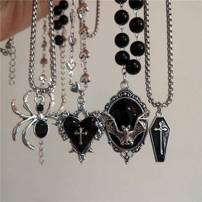 Gothic Dark Aesthetic Necklaces Silver Spider Bat Heart Cross Pendant Necklace For Women Men Stackable Jewelry
