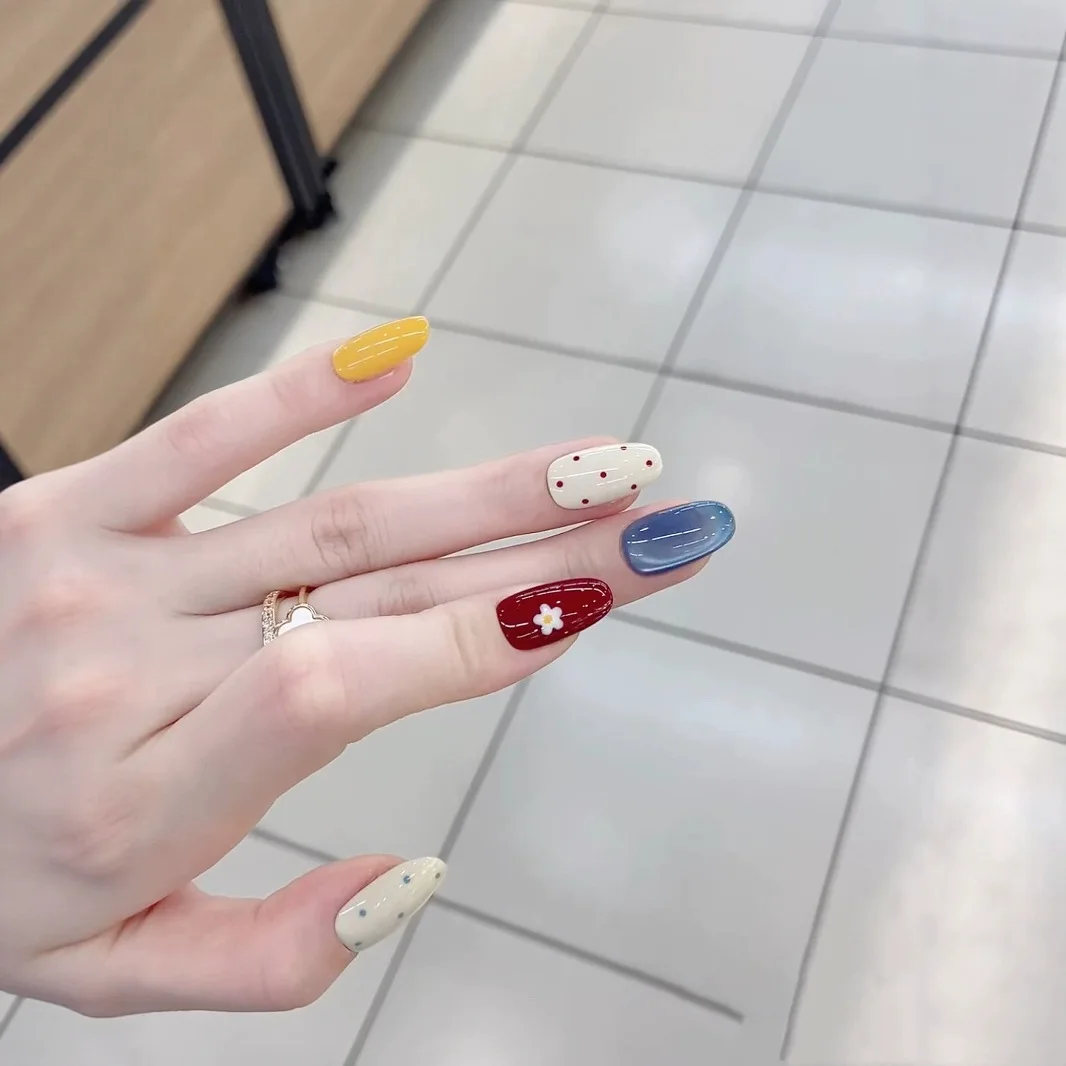 

10pcs Handmade Short Ballet Shape Polka Dot Floral Glitter Cat Eye Colour Clash Jelly Nail Art Kit for Parties Dances and Daily