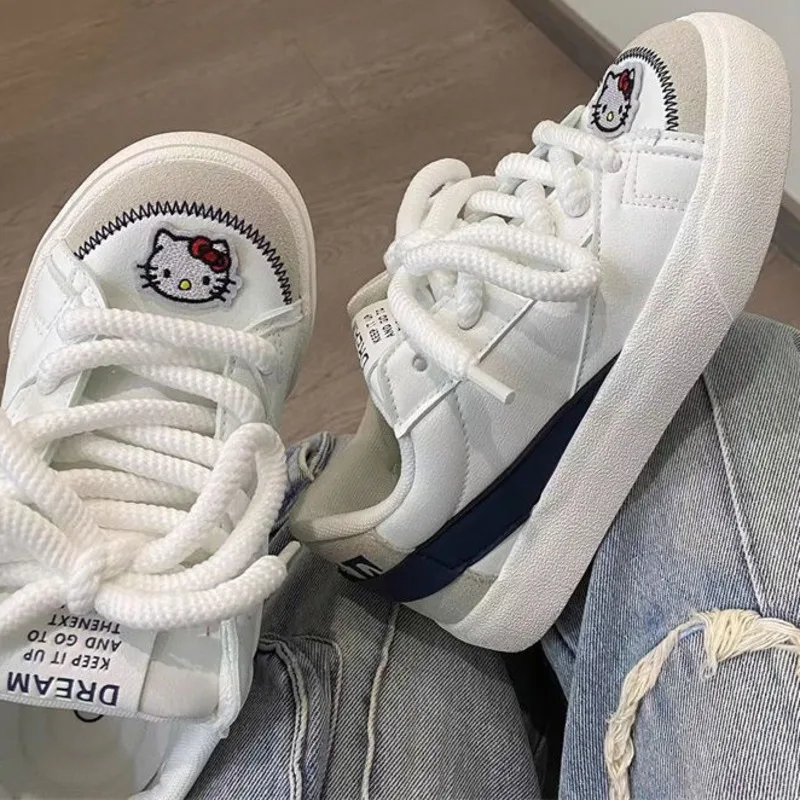 New Sanrio Hello Kitty Sneaker Kawaii kot kreskówkowy Dopamine brezentowe damskie jesienno-zimowe małe obuwie sportowe do tenisa na co dzień