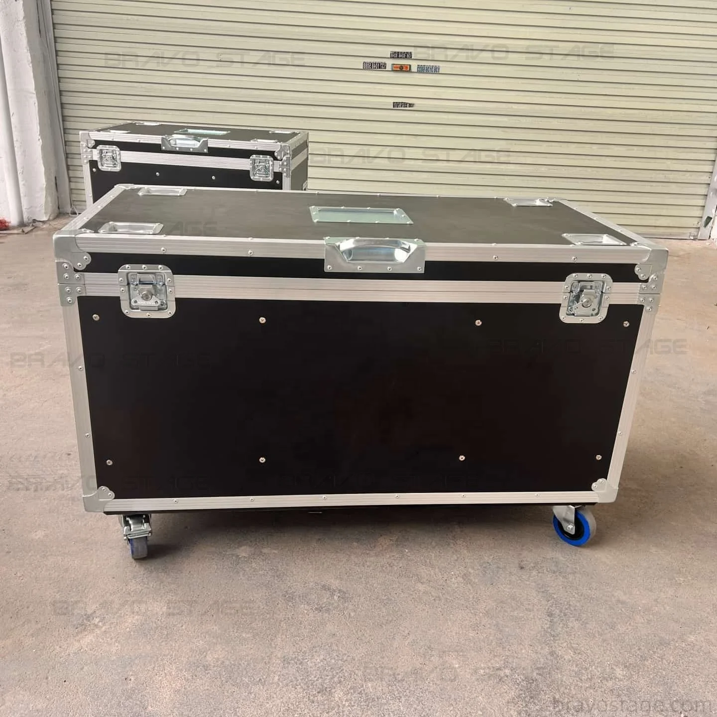 ATA Utility Flight Case, Heavy Duty Aluminum Plywood Road Storage Case with Dividers, Cable Travel Flight Case, 860x460x860mm