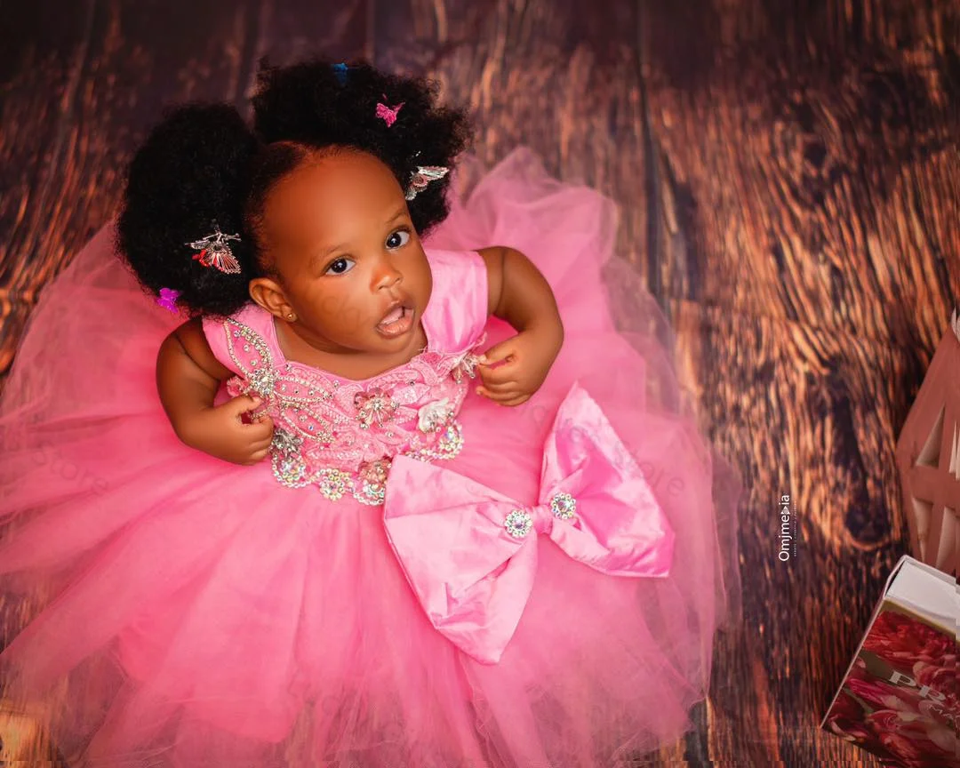 Vestidos de flores rosas brillantes para boda, cuentas brillantes sin mangas, vestidos escalonados para sesión de fotos, vestidos de fiesta de primer cumpleaños para niños