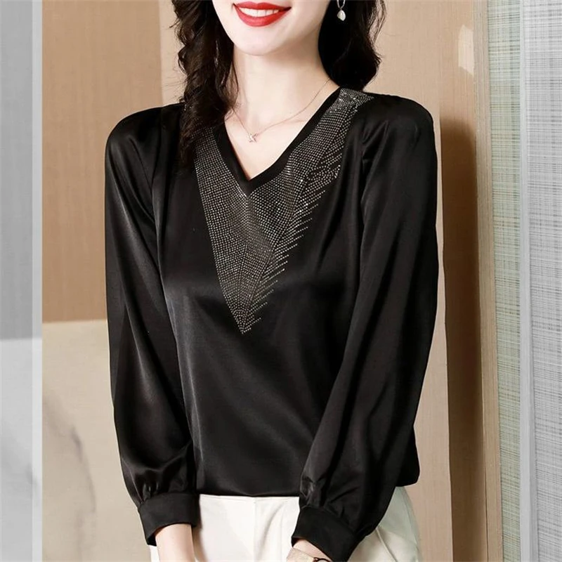 Women Korean High Quality Satin Rhinestone Blouses Office Lady Elegant Black Shirts Autumn V Neck Long Sleeve Tops Blusa Mujer