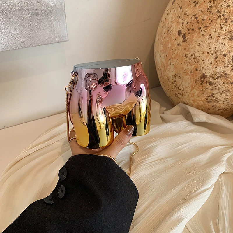 

Новые акриловые цепочки на плечо с однотонной застежкой 2026 Высококачественная милая сумка для женщин Изысканные нишевые сумки через плечо с ощущением роскоши