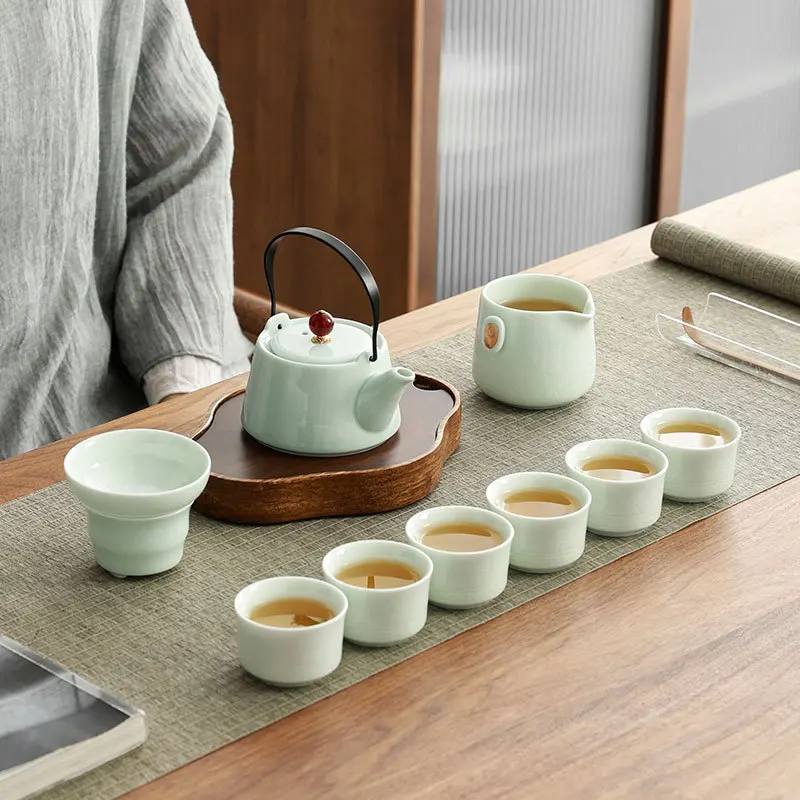 

Tea Set Complete Ceramic Teapot and Teacups High-end Gift Box for Business Events and Real Estate Souvenirs