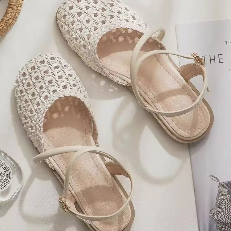 French-style Closed-toe Sandals for Women, Summer Hollow-out Single Strap, Chunky Heel, Large Size