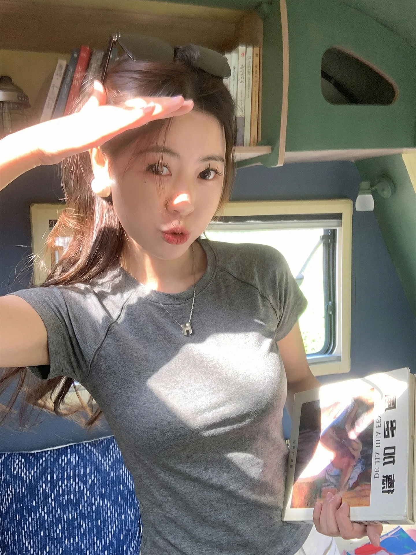 

Zeng Xiao Salt Short Sleeve Pure Color Grey Women's T-shirt Korean Style Slim Fit Summer New Style Small Size Shoulder Length...