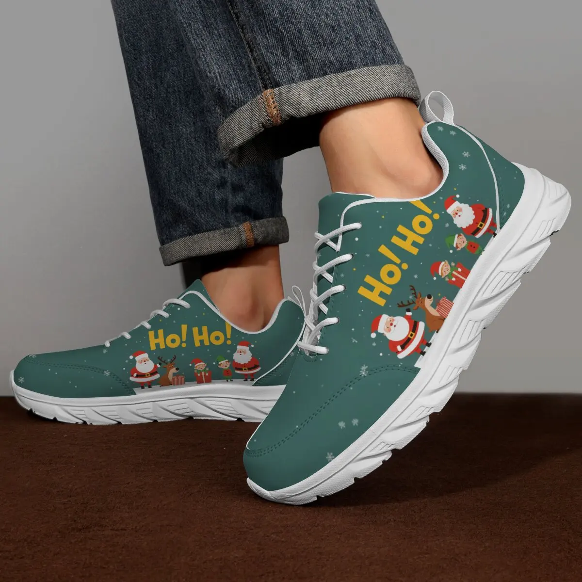 

Новая мужская повседневная спортивная обувь с рождественским узором, тканые легкие кроссовки на плоской подошве со шнуровкой и низким берцем на мягкой подошве
