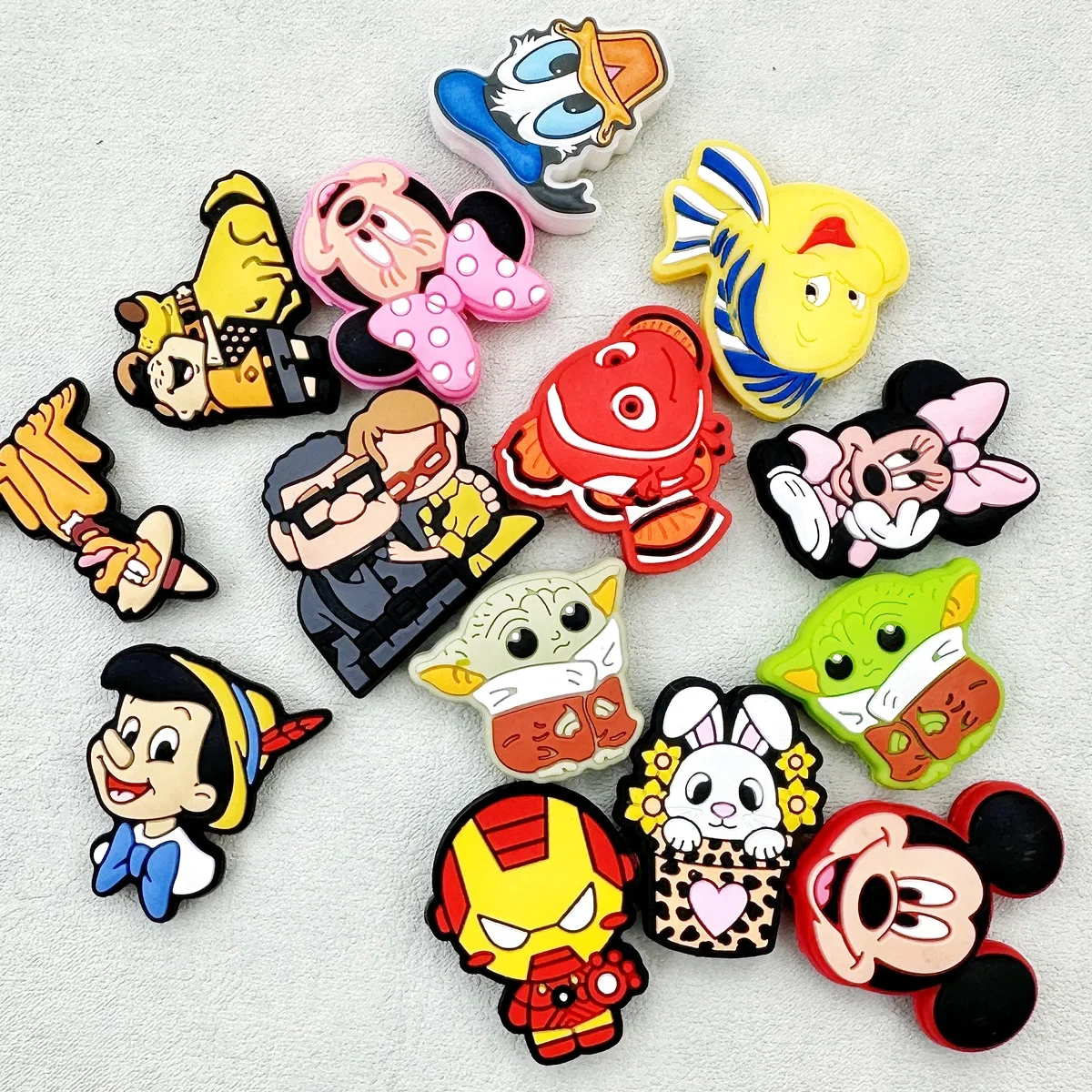10pcs Cartoon Character Silicone Focal Beads Cute  Silicone Bead for DIY Pen Keychain Necklace Bracelet Jewelry Making Wholesale - view 4