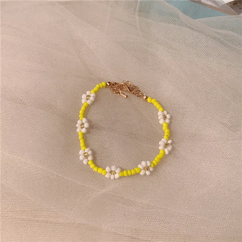 MAKERSLAND Vintage Color Beaded Bracelet 2022 Girl Rice Bead Flower Bracelet Zou Ju Jewelry Wholesale Fashion Bracelet for Women