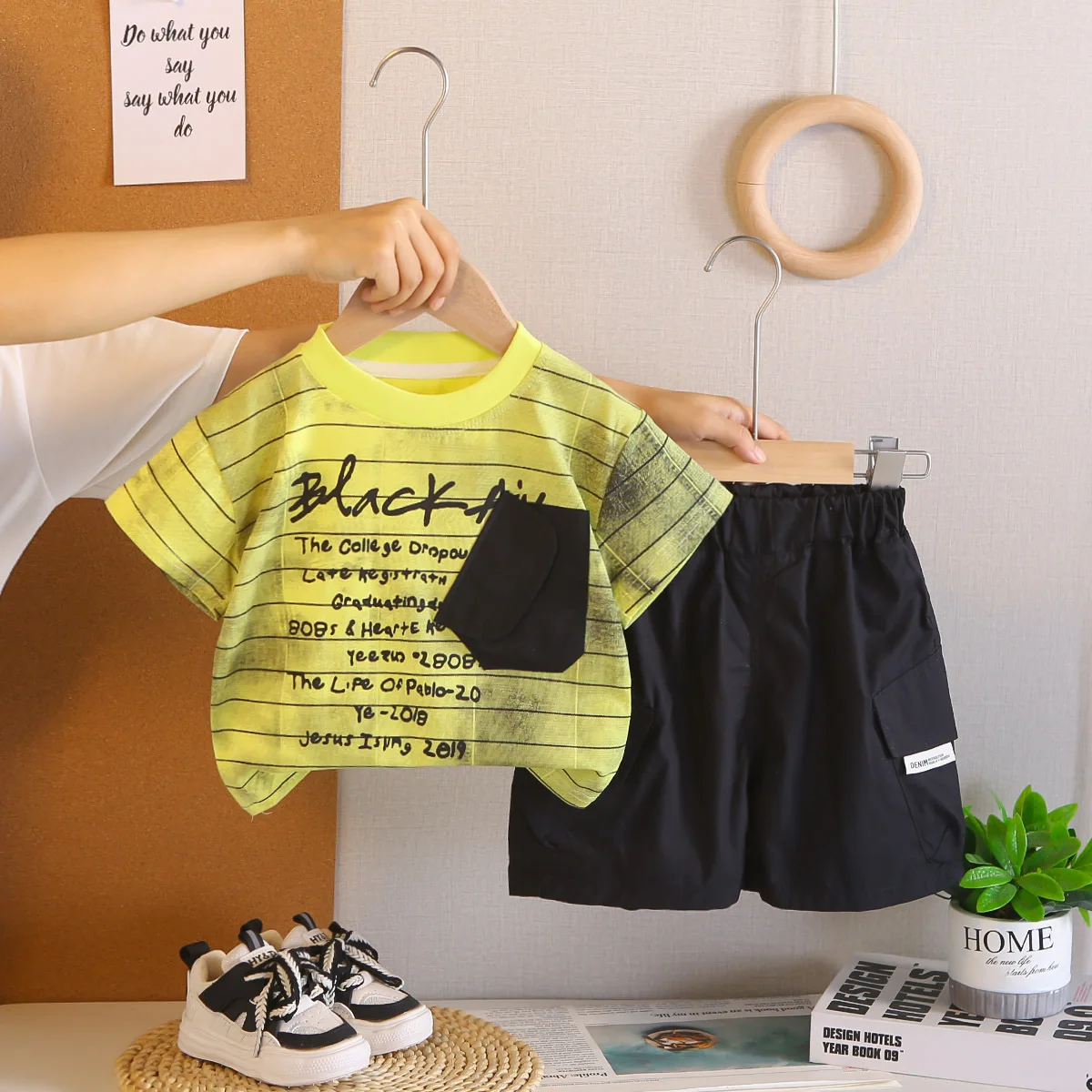 Toddler Boys Summer Clothes 2026 New Korean Casual Striped Letter Pockets Short Sleeve T-shirts and Black Shorts Two Piece Set