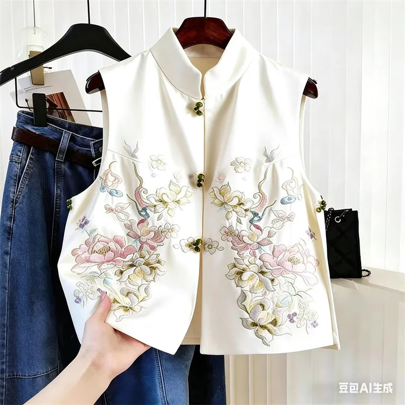 

Fashion Loose New Spring and Summer Chic National Style Satin Flowers Embroidered Jade Beads Buckle Embroidery Vest Jacket Women