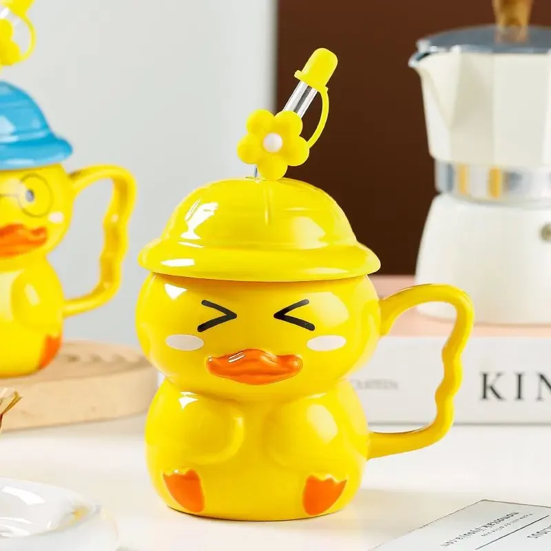 Creative 3D Yellow Duck Ceramic Mug Cute Straw Cup Coffee Mugs Free Shipping Unusual Tea Cup Personalized Gifts for Coffee Cups