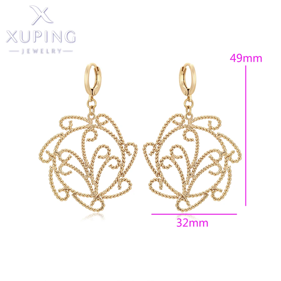 Xuping Jewelry Fashion New Arrival Flower Shaped Light Gold Color Hoop Earrings for Women Party Gift X001141644