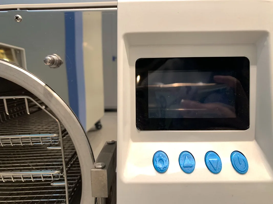 Cheap electric class b 20l dental box autoclave sterilizer vacuum pump