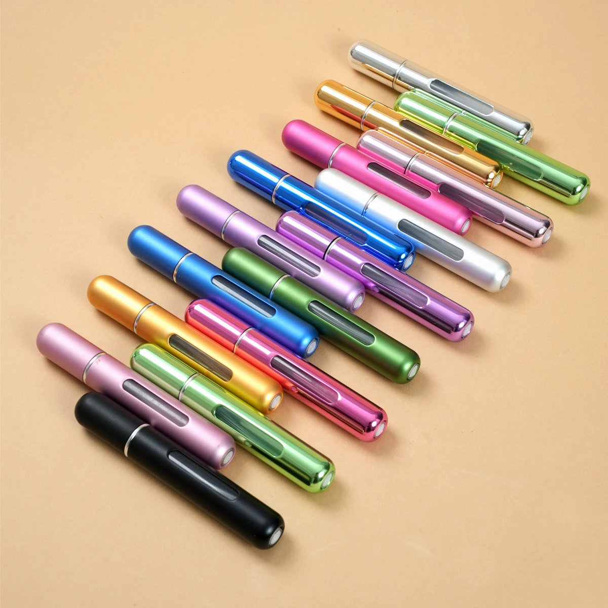 Butelka na perfumy wielokrotnego użytku 10 ml, przenośna, podróżna, bez zapachu, bez PVC, wykonana z metalu i plastiku, butelka z rozpylaczem do p