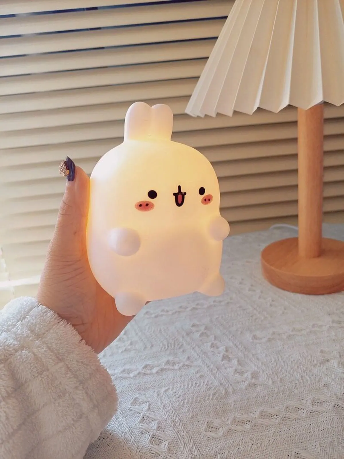 Rabbit Night Light Bedhead Bedroom LED Small Table Light Non Plug In Floor Stand Creative Atmosphere Night Light Decoration