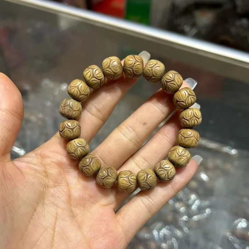 

Exquisite green sandalwood -carved lotus pattern auspicious 11mm single-loop bracelet Buddhist beads unisex hand brace