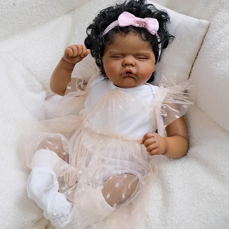 18 นิ้วเด็กทารก Reborn Quinbee ทารกแรกเกิดตุ๊กตาเหมือนจริง Soft Touch Cuddly Baby Dark ผิวภาพวาด 3D ผิวมือรากผม