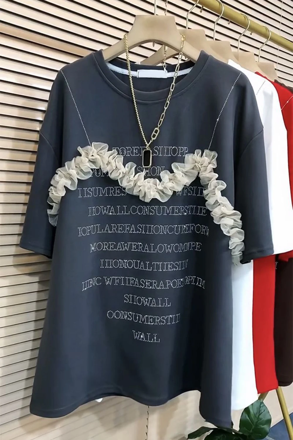 

Футболка больших размеров, летняя новая сетчатая футболка с оборками и коротким рукавом, с круглым вырезом, свободная повседневная праздничная футболка с надписью для женщин