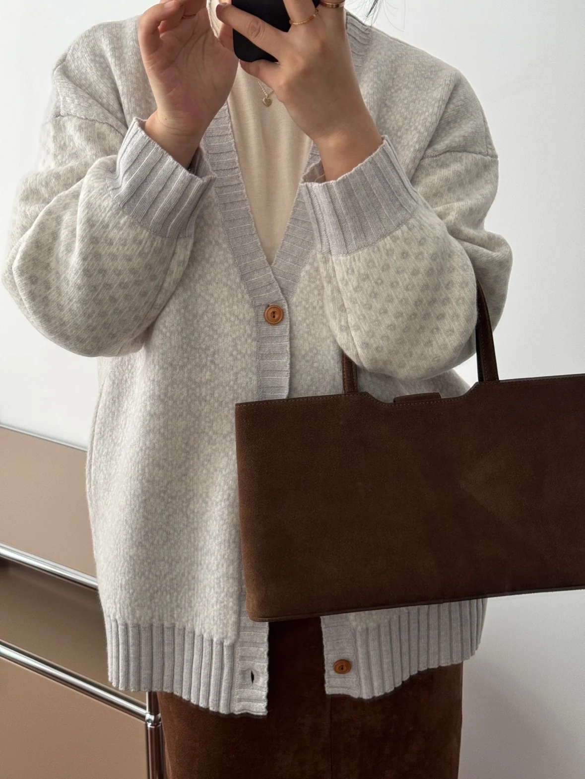 

Thiened Pure Wool Material V-ne Single Button Knitted Outerwear Cardigan Spring Autumn Winter Tee Seasons I Can Wear