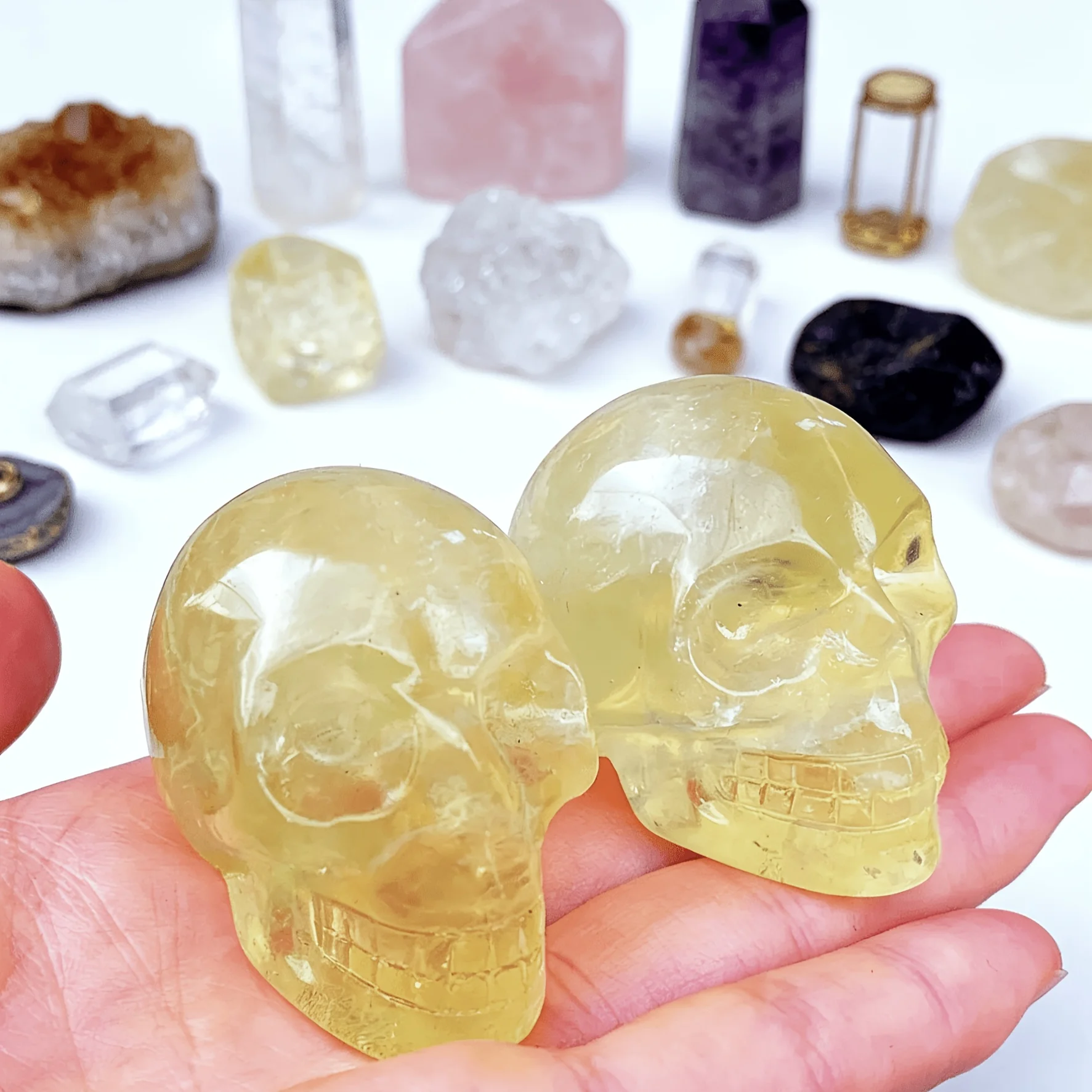 1 Stück Natürlicher Citrin-Totenkopf, Einzigartig Handgeschnitzt, Hochwertiges Kristall-Ornament, Perfekt für Heim-Mineraliensammlung, Weihnachtsgeschenk