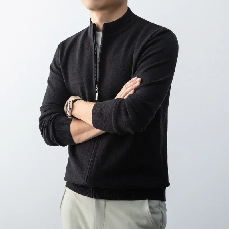 Рисунок 2 - Повседневный вязаный кардиган с воротником-стойкой