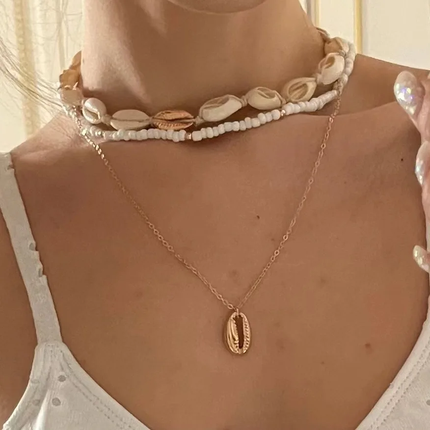 Creative Retro Shell Three-layer Pendant Ncklace For Women Simple And Fashionable Women's Geometric Choker Jewelry Wholesale