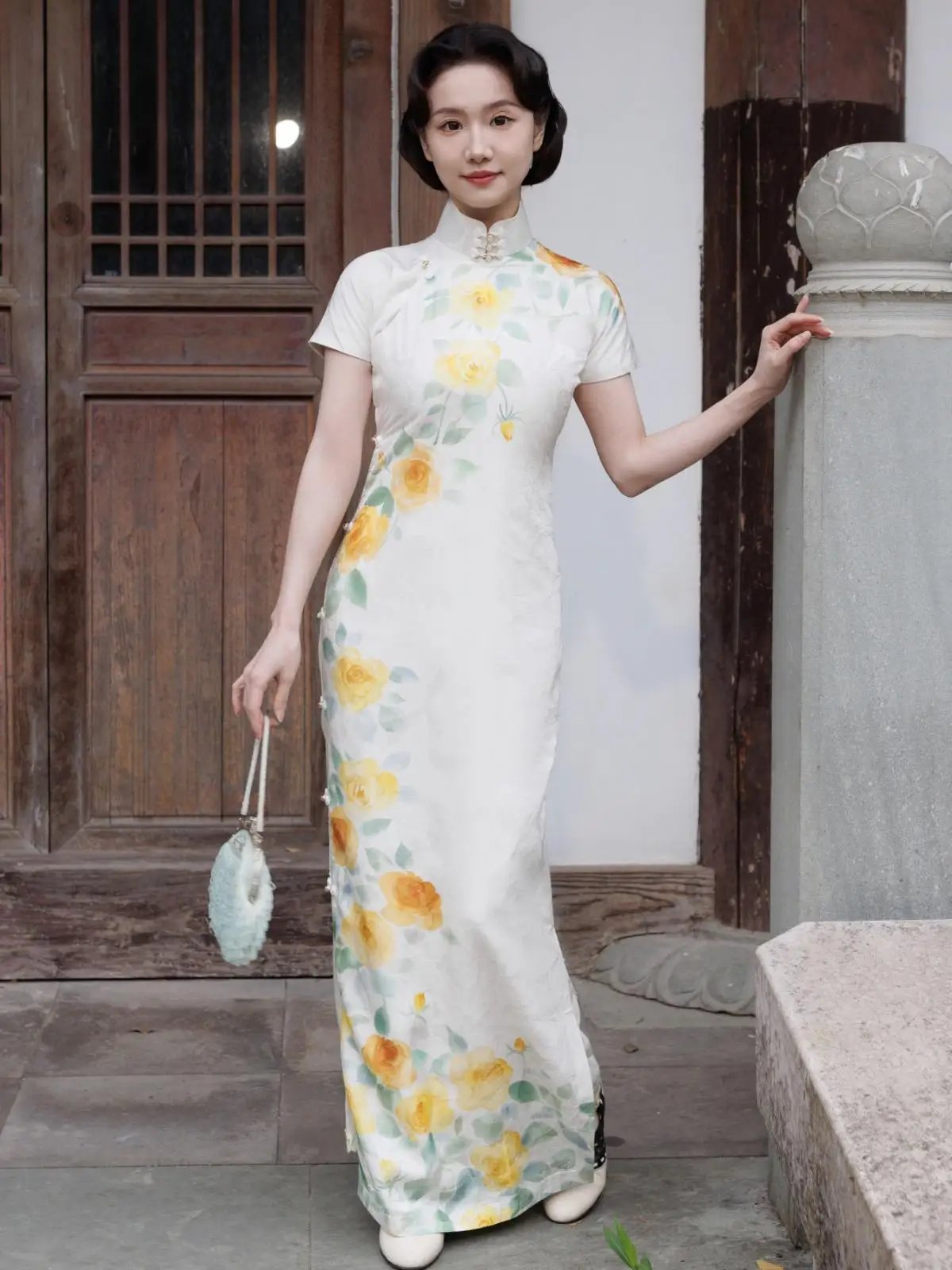 

Женский традиционный китайский костюм из шелковой смеси с принтом, плоский крой, ручная работа, ограниченная серия, цвет розово-желтый