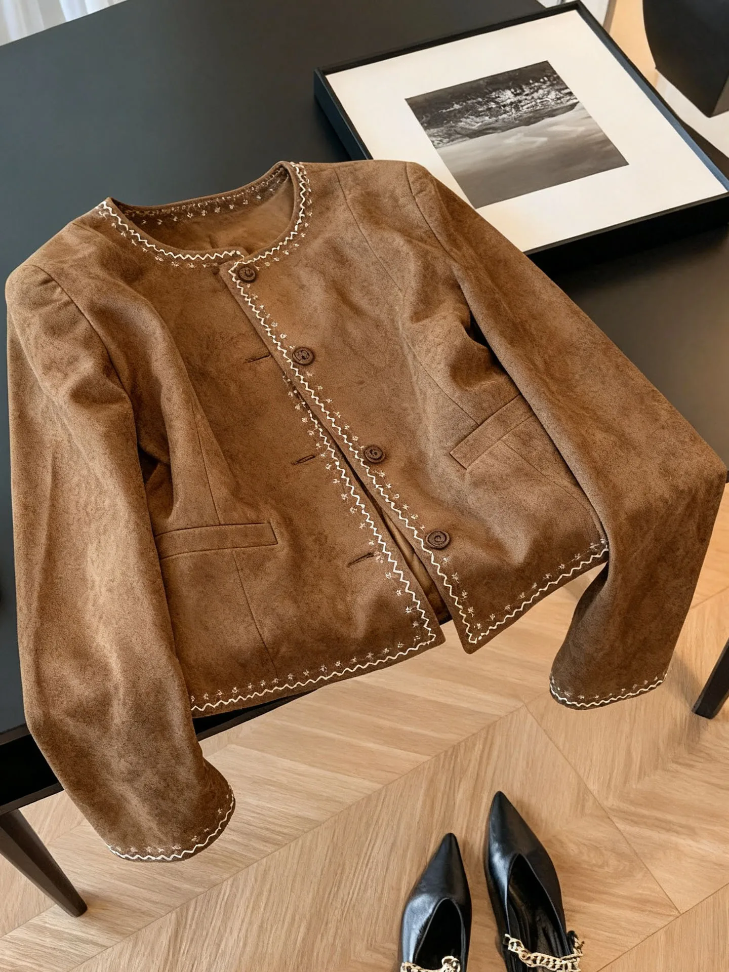 

Женская замшевая куртка в стиле ретро с круглым вырезом, повседневная теплая верхняя одежда, модное универсальное пальто на весну и осень