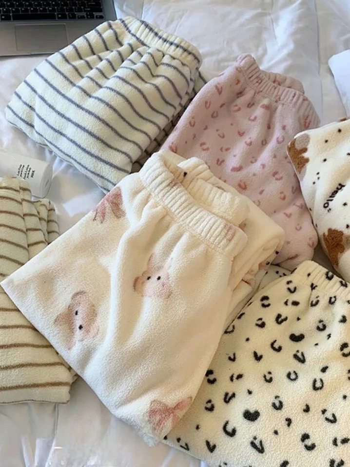 Women's Loose plus Size Thickened Autumn Winter Home Pants Floral Print Comfortable Warm Walking Pants Sleepwear Casual Trousers