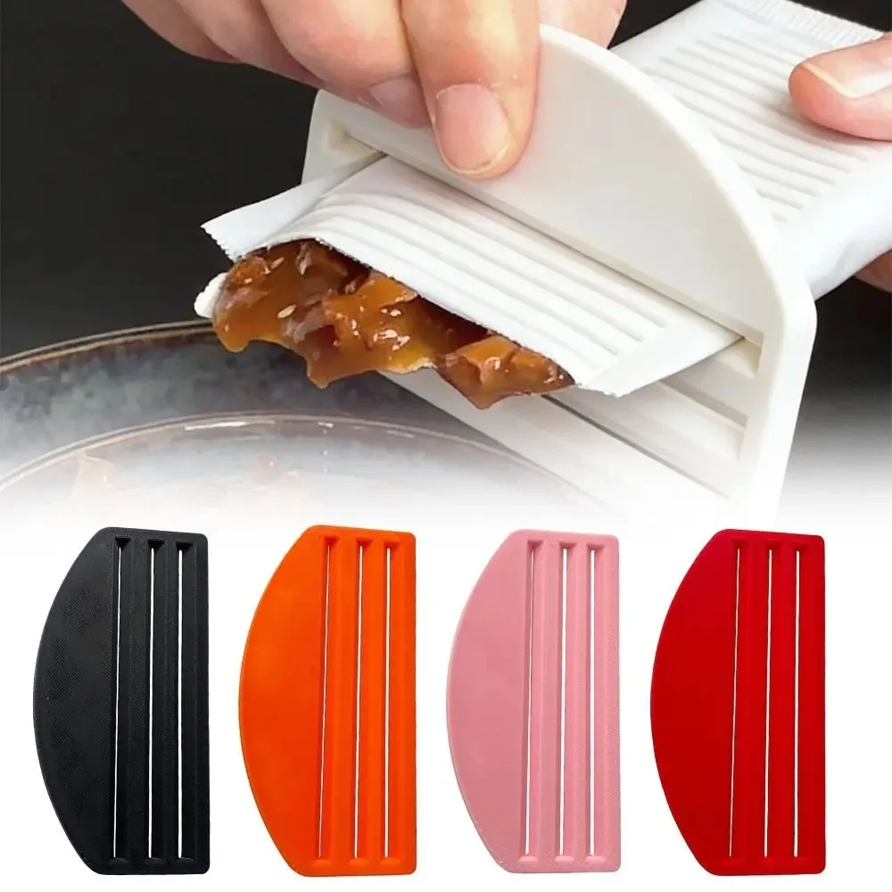 Multifunction Portable Cat Treat Dispenser Manual Reusable Pet Feeding Cream Tube Squeezer for Toothpaste Home Garden