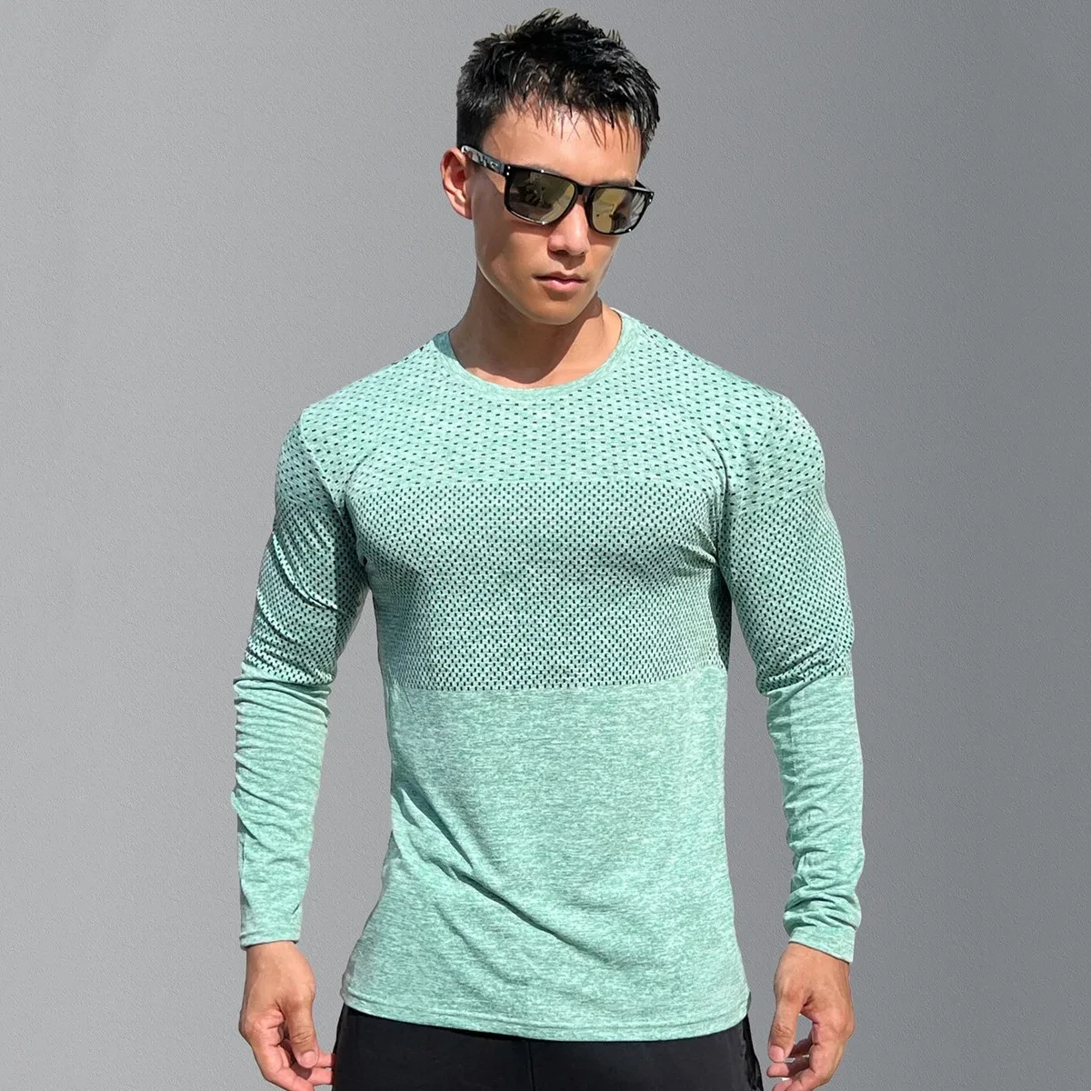 

Spring Autumn Men Fitness Slim Round Neck Solid Color Quick Drying Shirt Sportswear T-shirt Long Sleeve Top