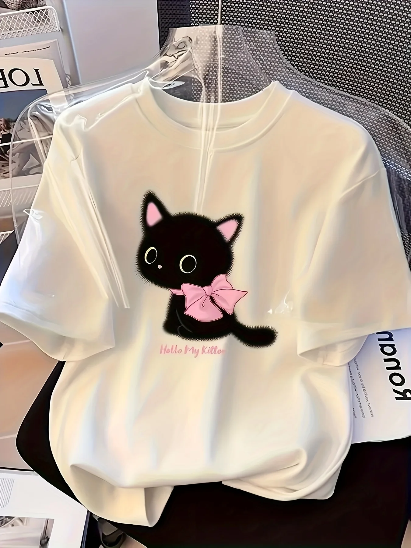 Cute Black Cat with Pink Bow Pattern T-Shirt, Women's Summer Casual Short-Sleeve Crew Neck T-Shirt, Kawaii Kitten Harajuku Style