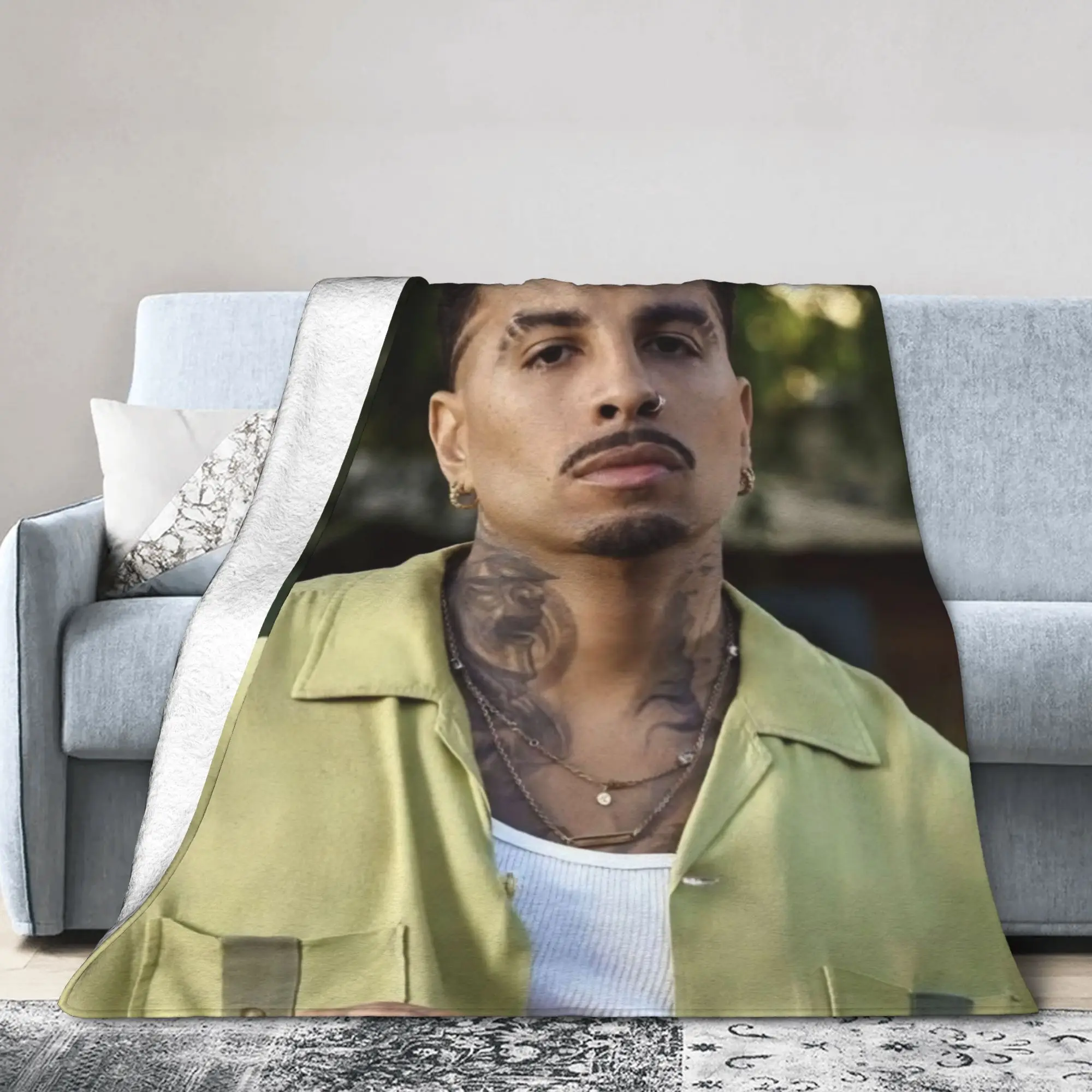 

Раув Алехандро певец рэпер одеяло флисовое уютное мягкое одеяло для спальни постельные принадлежности пледы