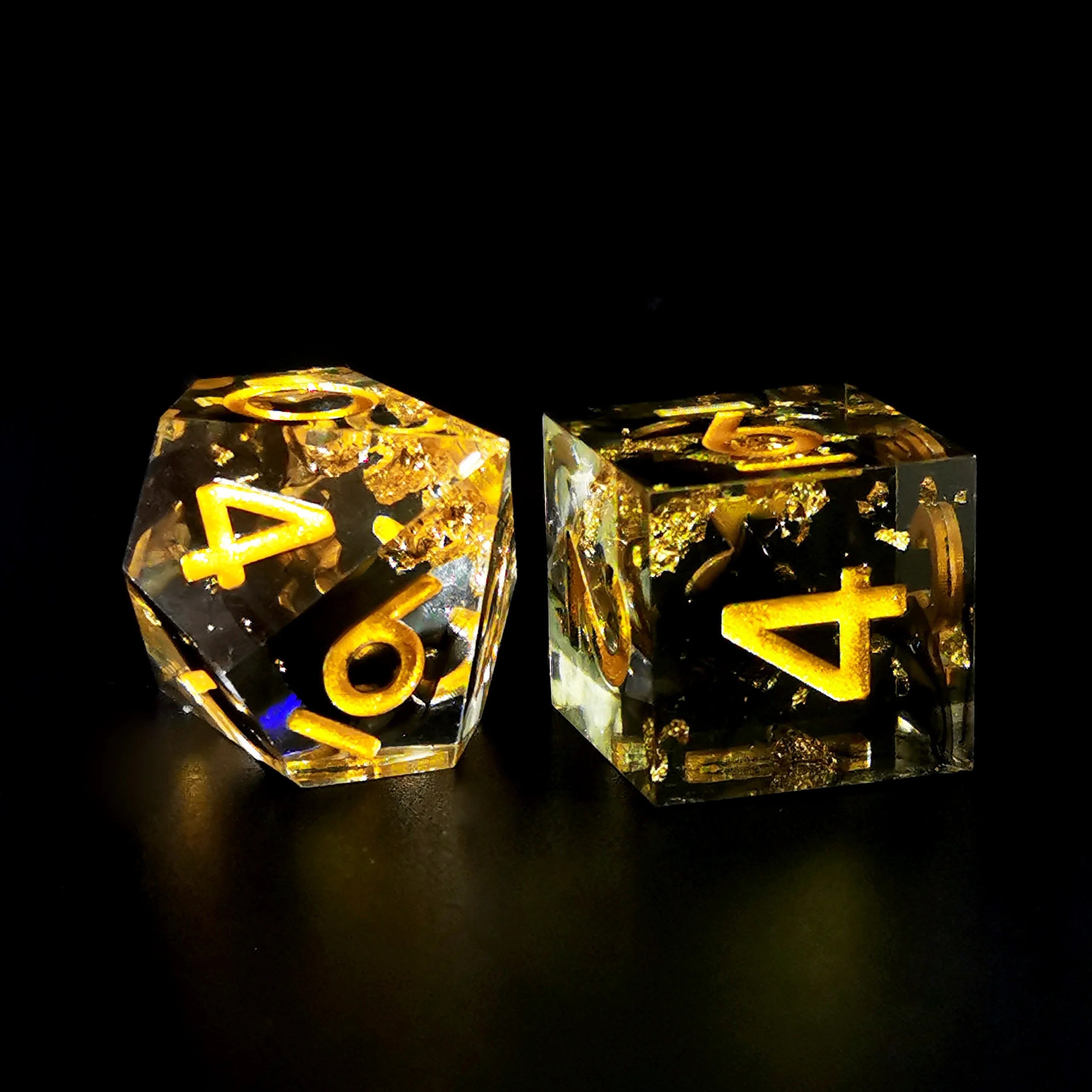 D&D Würfelset – 7-teilige Würfel aus Kunstharz mit scharfem Rand, zweifarbig, transparentes Schwarz, perfekt für Tabletop-RPG und Dungeons & Dragons