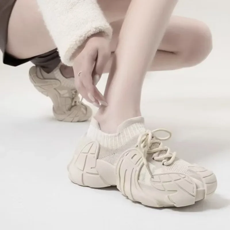 

Женская обувь, летняя дышащая спортивная обувь с сеткой, удобная походная обувь для папы на мягкой подошве, женская мода 2025 г.