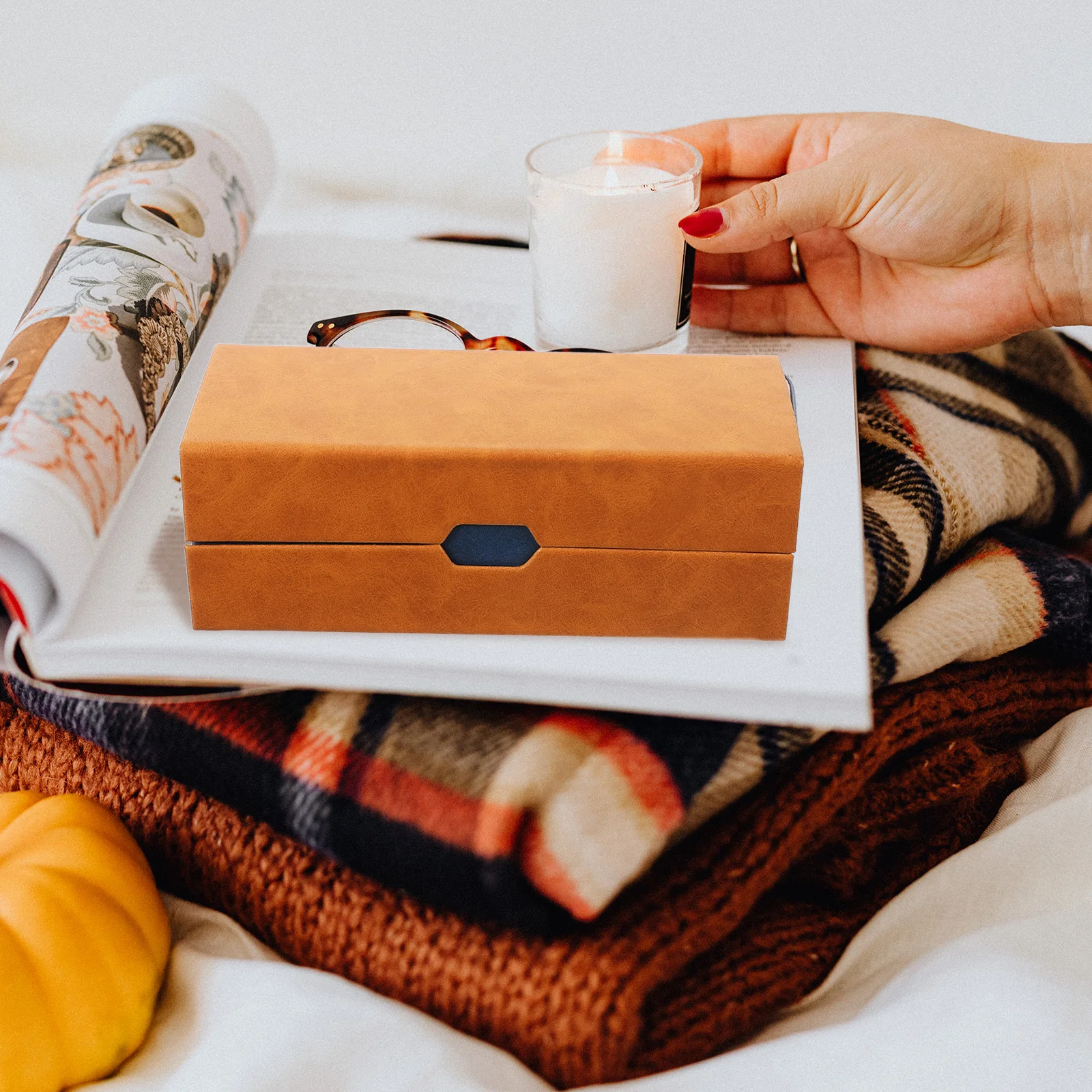 

Double Layer Eyeglasses Case Portable Brown Glasses Box for Travel Sunglasses Storage Protective Eyewear HolderEyeglasses Box