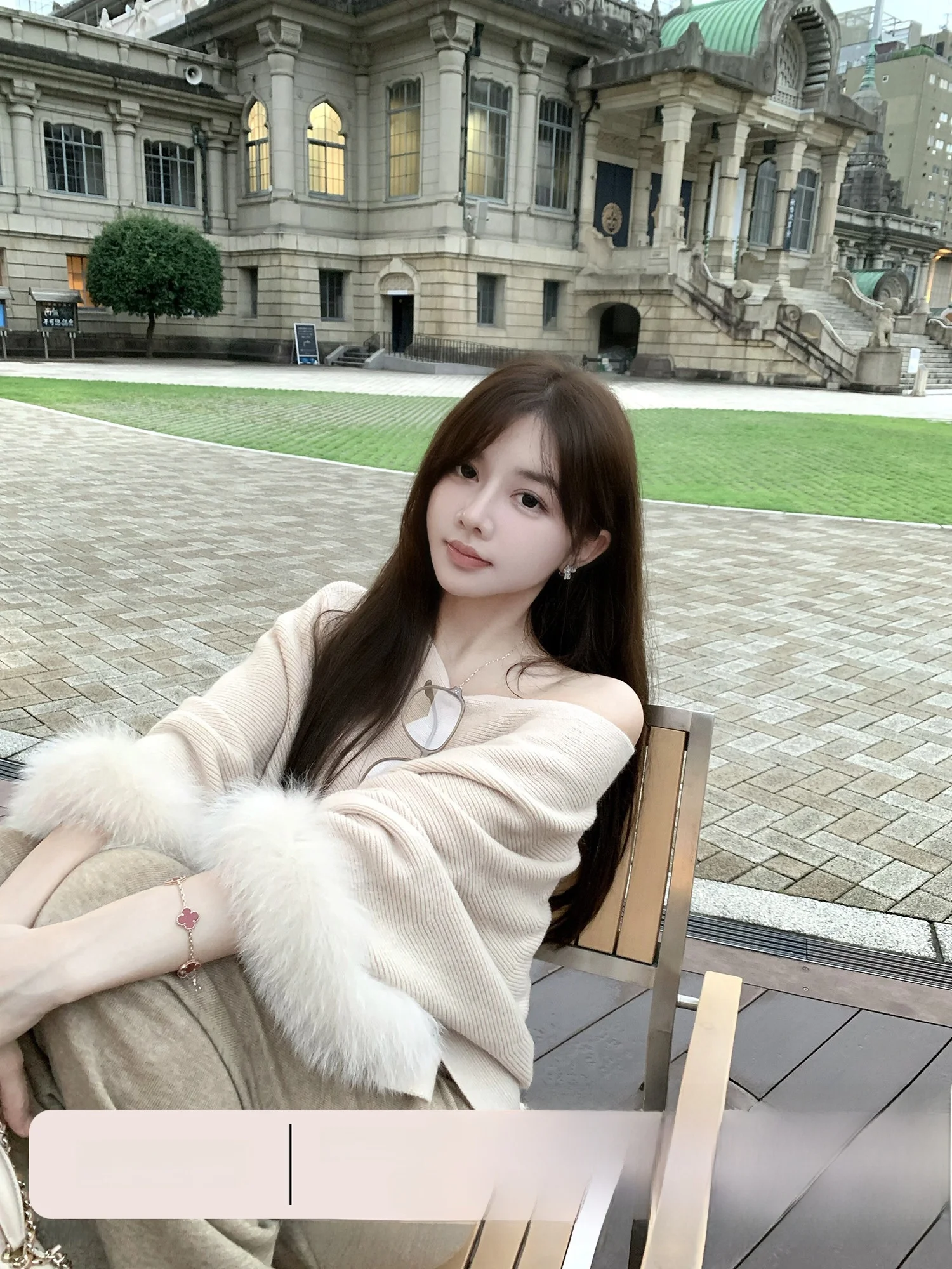 

Съемный шерстяной свитер-накидка для девочек с меховыми рукавами «летучая мышь», круглым вырезом, цельный, осенний, модный