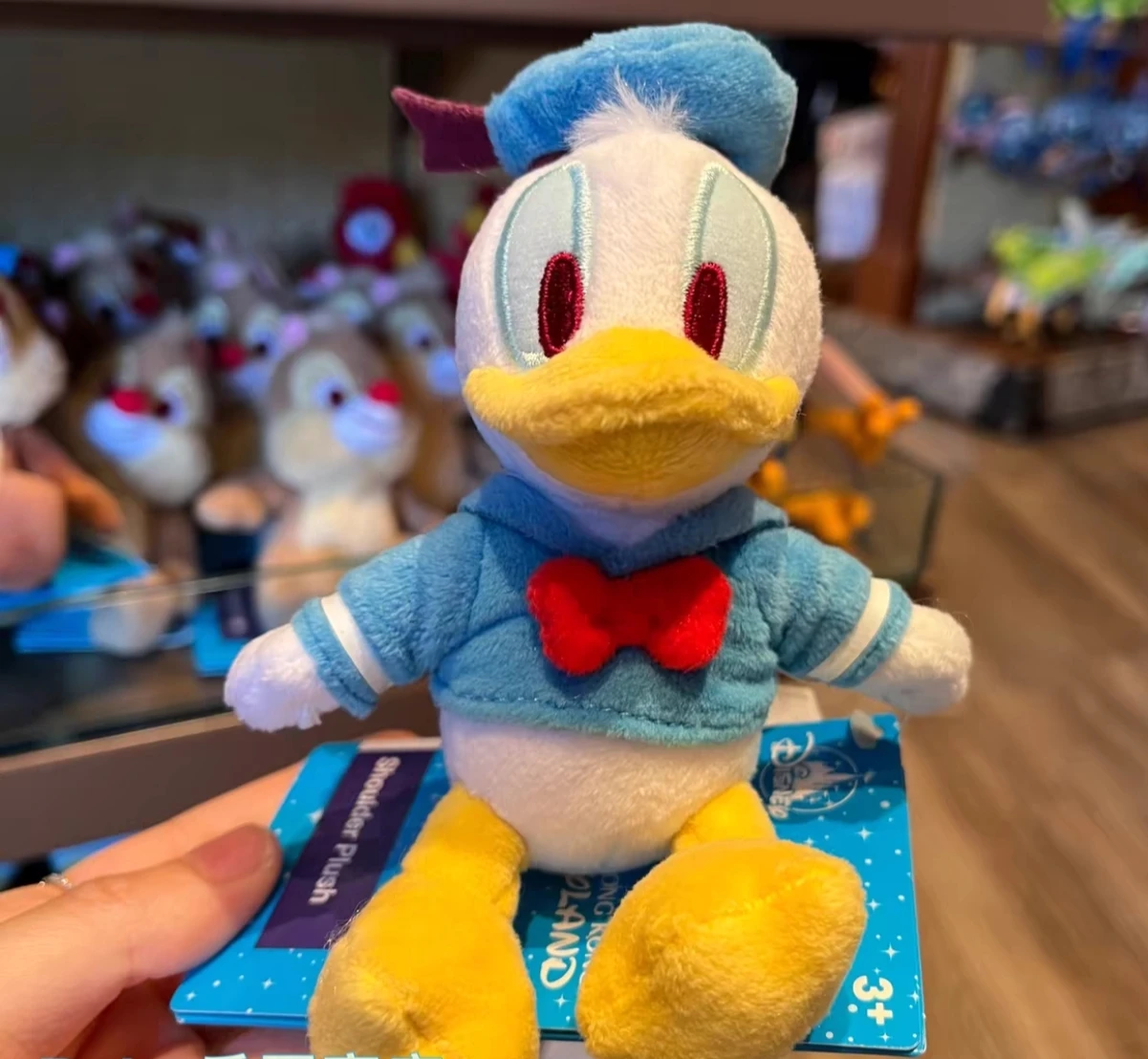 Hong Kong Disney Donald Duck Magnetic Shoulder Pal Plush disneyland new