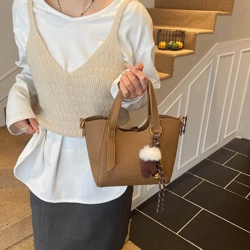 classic-elegant-women's-shoulder-bag-crafted-from-premium-leather-with-luxury-brand-touch-and-famous-designer-style-mom'-bag