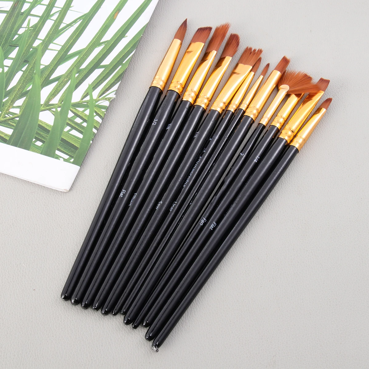 

12PcsProfessional Paint Wood Handle Oil Painting Brush Gouache Acrylic Oil Painting Brush for Students Artists Use