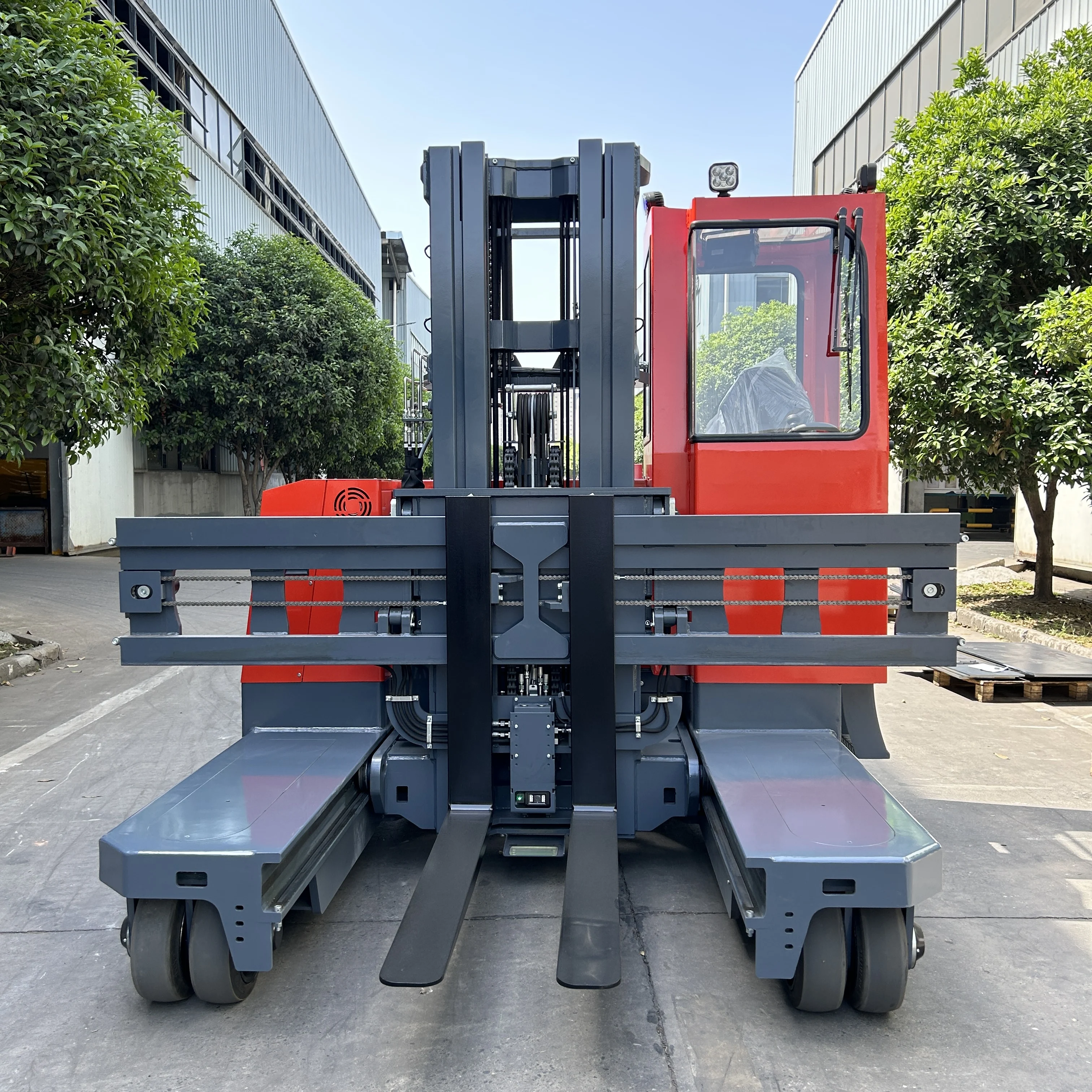Multi-directional Electric Side Loader Reach Forklift 3Ton 4Ton Load Capacity Side-shift Beam for Long Aluminum Extrusion