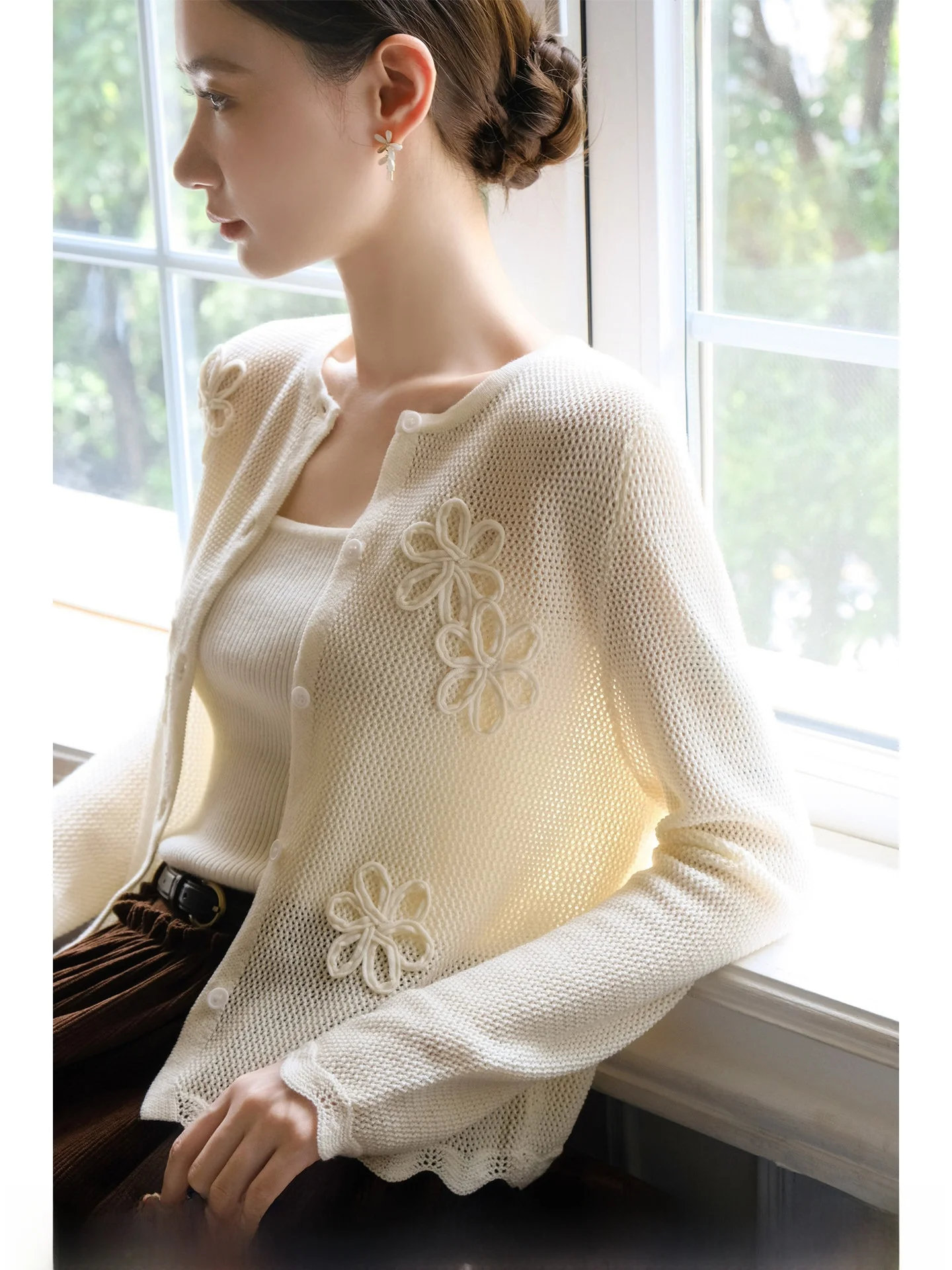 

XXNING Floral Embroidery Cardigan And Tank Top Set Women's Spring Casual Loose Fit Long Sve round Ne Button up Outfit